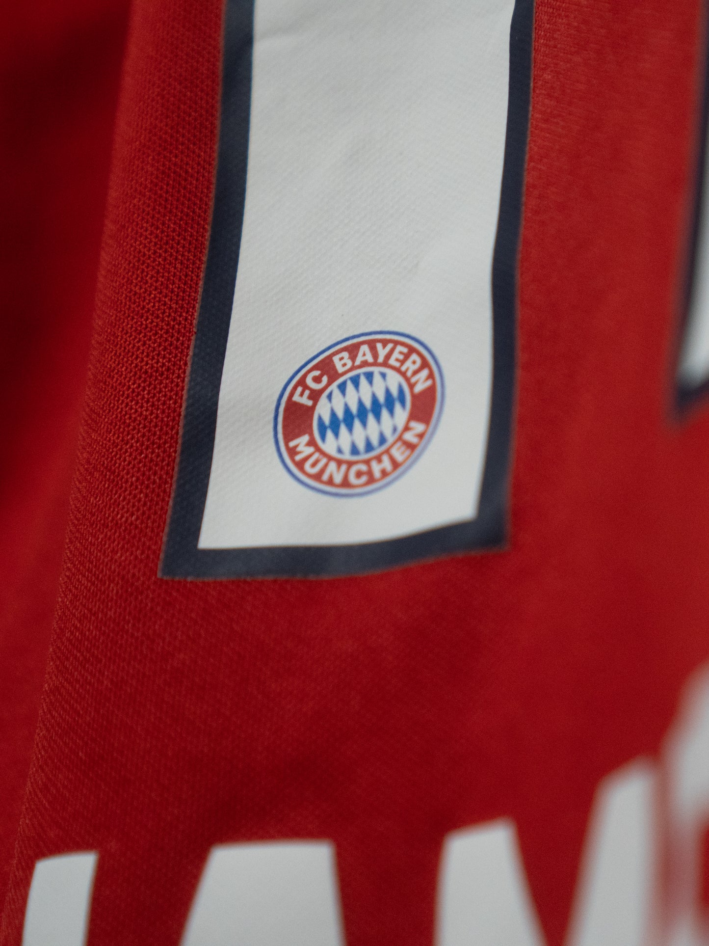 Bayern München Home Trikot 2018/19 #11 James (S)